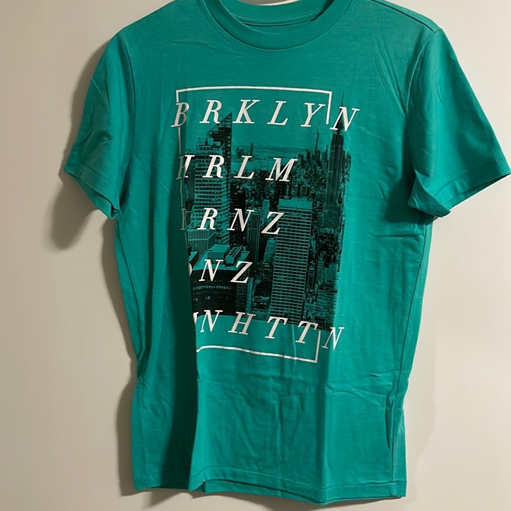 Aeropostale t shirt